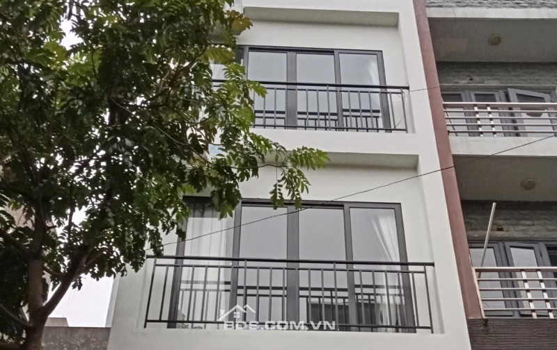 Bán nhà phố Văn La, nhà hiếm đẹp, 7 tầng, 35m, 12.49 tỷ